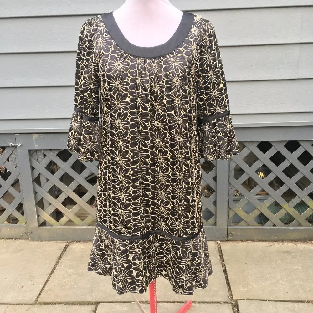 Betsey Johnson Dress, Size 10, Dark Navy/Black, Embroidered Floral Pattern‎ - Picture 2 of 10